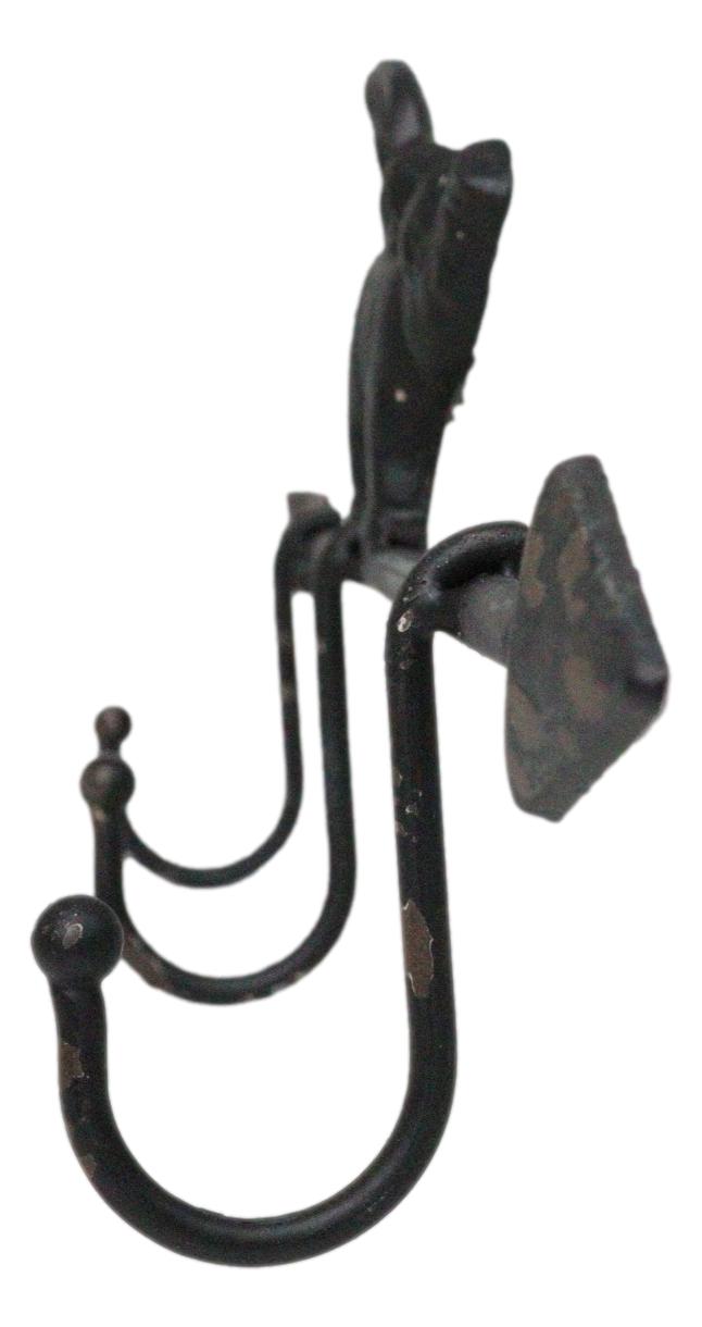 Cast Iron Rustic Farmhouse When Pigs Fly Angel Pig With Arrow 3-Peg Wall Hooks