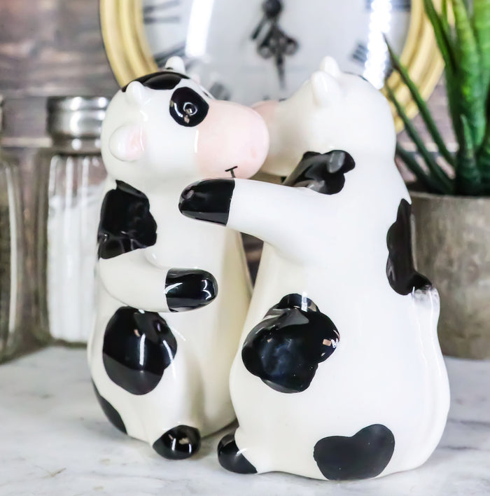 Ceramic Bovine Love Holstein Cows Couple Dancing Salt And Pepper Shakers Set Ceramic Bovine Love Holstein Cows Couple Dancing Salt And Pepper Shakers Set