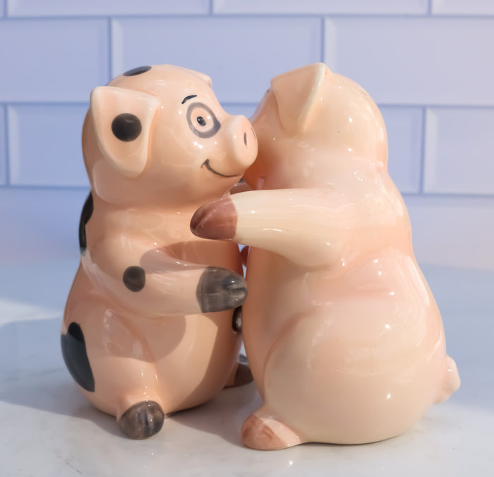 Ebros Ceramic Farm Love Babe Porky Pigs Couple Dancing Salt And Pepper Shakers Set