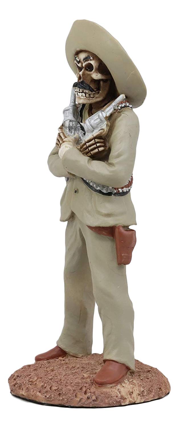Ebros Day Of The Dead General Pancho Villa With Dual Revolvers Skeleton Statue Governor Of Chihuahua Mexican Revolutionary Hero Of División Del Norte Sculpture Home Decor Halloween DOD Figurine