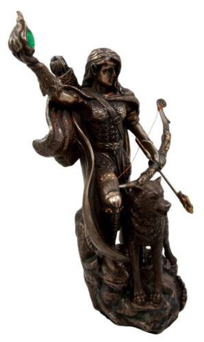 Ebros Goddess Of Winter Skadi Hunting W/ Bow Arrow & Vial Of Venom Figurine