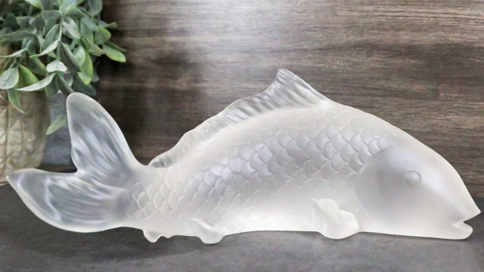 Feng Shui Auspicious Romantic Love Pond Koi Fish Frosted Acrylic Figurine Feng Shui Auspicious Romantic Love Pond Koi Fish Frosted Acrylic Figurine
