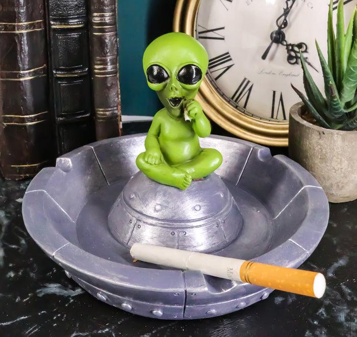Flying Saucer Spaceship UFO Green ET Roswell Alien Smoking Cigarette Ashtray Flying Saucer Spaceship UFO Green ET Roswell Alien Smoking Cigarette Ashtray