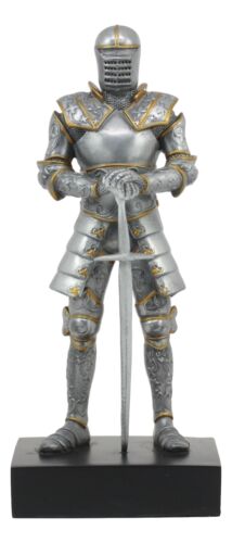 Italian Medieval Knight Statue On Black Pedestal Base 9"Tall Suit Of Armor