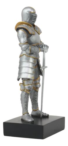 Italian Medieval Knight Statue On Black Pedestal Base 9"Tall Suit Of Armor