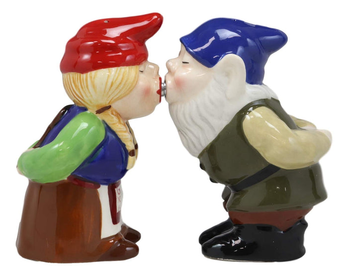 Kissing Mr & Mrs Gnome Couple Magnetic Salt Pepper Shakers Ceramic Figurine Set
