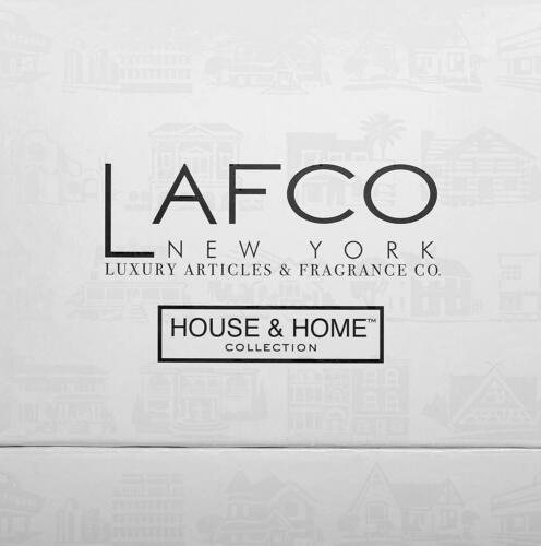 LAFCO New York Ski House Feu De Bois Sandalwood Leather Frankincense Candle 15oz