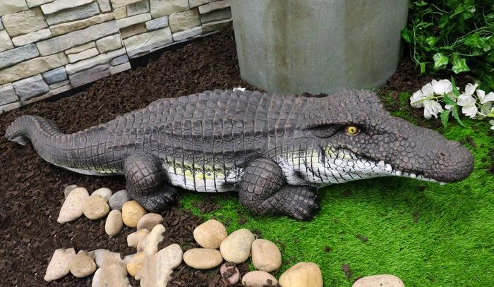 Large Realistic Prowling Alligator Crocodile Yard Garden Home Statue 39" Long