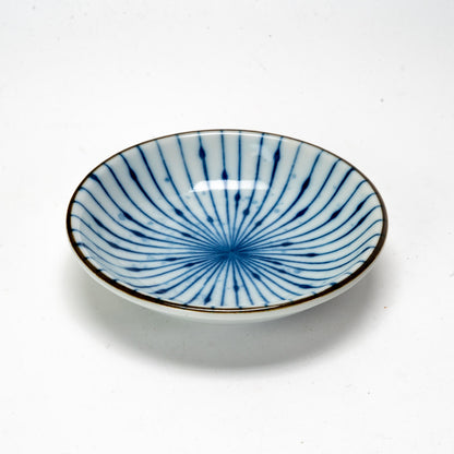 Pack Of 6 Fubuki Tokusa Made In Japan Round Flair Blue Geometry Sauce Dishes Pack Of 6 Fubuki Tokusa Made In Japan Round Flair Blue Geometry Sauce Dishes