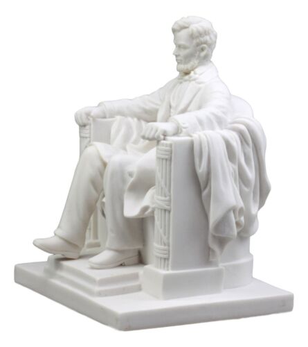 Seated Abraham Lincoln Figurine 5" Tall Lincoln Memorial Washington Sculpture