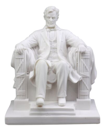 Seated Abraham Lincoln Figurine 5" Tall Lincoln Memorial Washington Sculpture