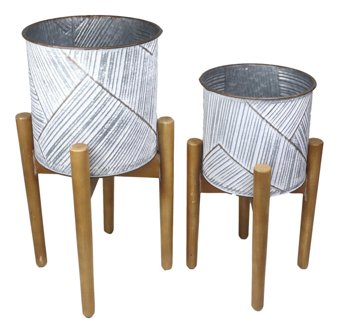 Set Of 2 Transitional White And Gray Pressed Tin Planters Pots With Wooden Base