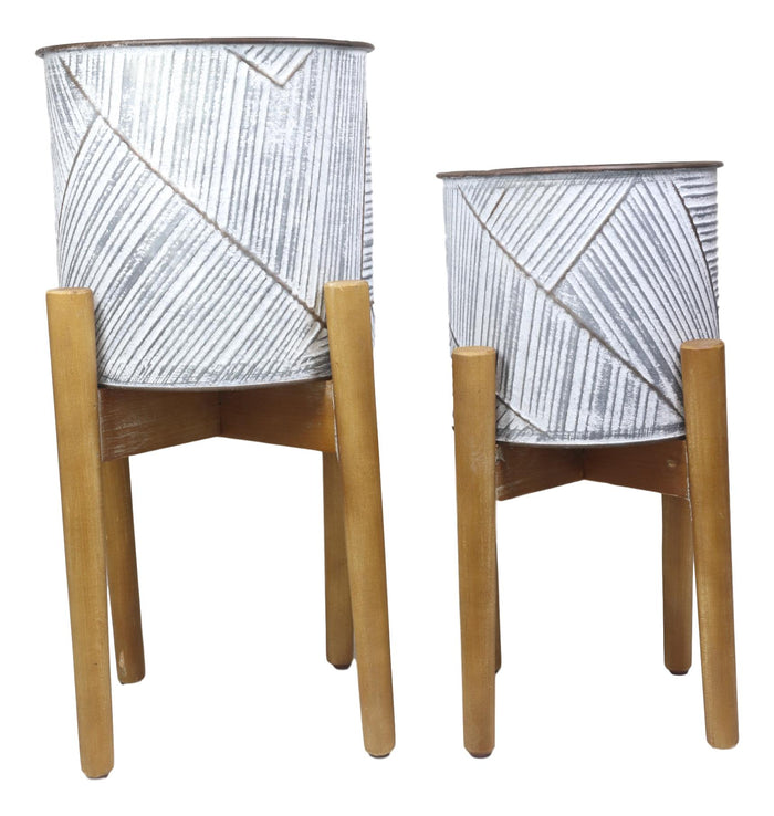 Set Of 2 Transitional White And Gray Pressed Tin Planters Pots With Wooden Base