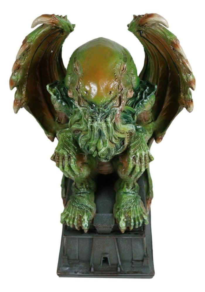 The Call Of Cthulhu Alien Creature Seated On Pedestal Throne Desktop Figurine