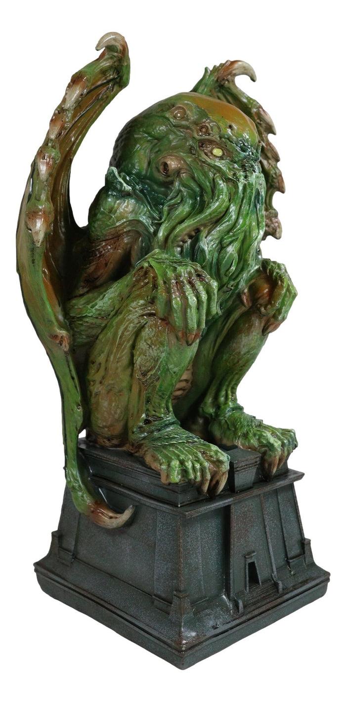 The Call Of Cthulhu Alien Creature Seated On Pedestal Throne Desktop Figurine