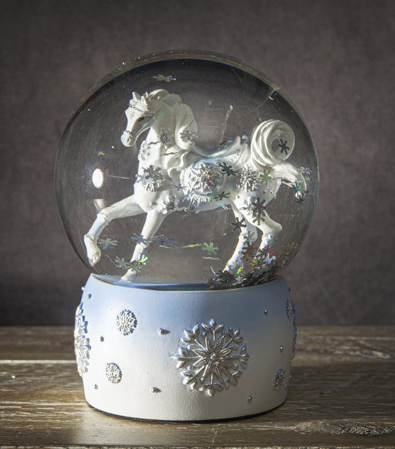 Trail Of Painted Ponies Western Frozen Winter Snow Crystal Horse Water Globe Trail Of Painted Ponies Western Frozen Winter Snow Crystal Horse Water Globe