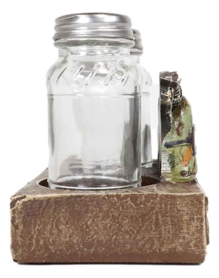Veteran Military Fallen Soldier Rifle Helmet Salt Pepper Shakers Holder Figurine