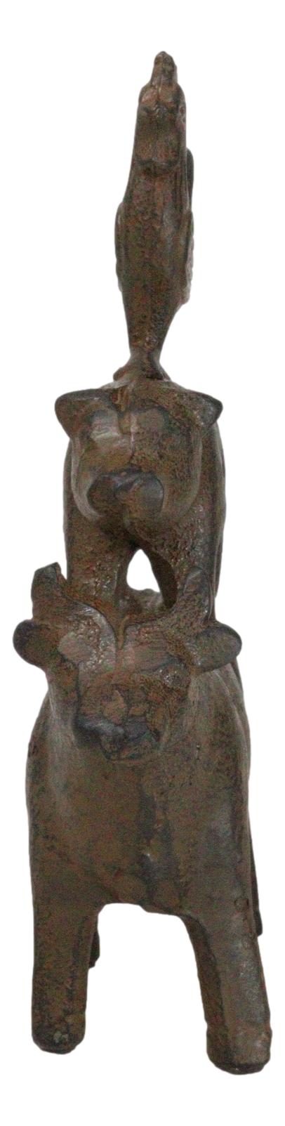 Western Farmhouse Cast Iron Rustic Rooster Pig And Cow Stacked DecorSculpture