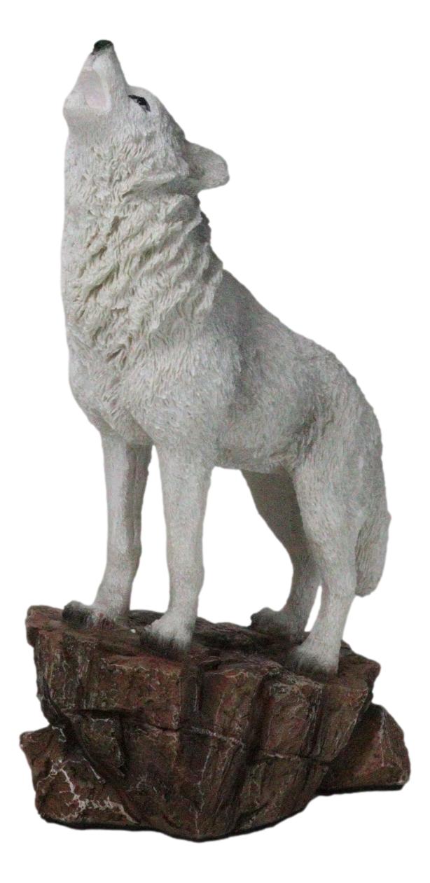 Woodlands Wildlife Mystical Alpha Gray Wolf Howling To The Moon Figurine Decor