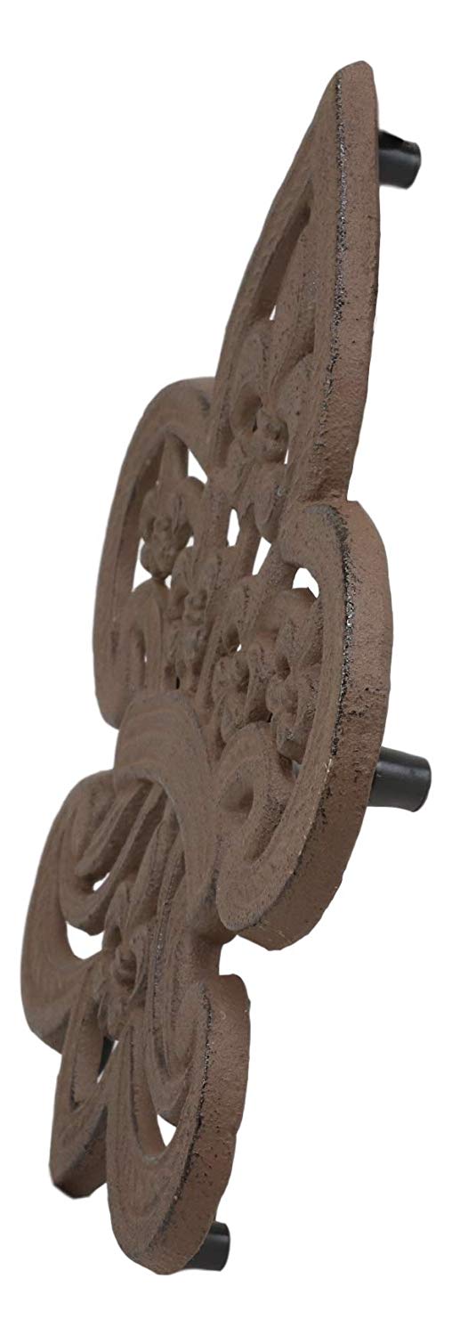 10"W Fleur De Lis Medallion Crown With Mini Le Fleur Emblems Cast Iron Trivet