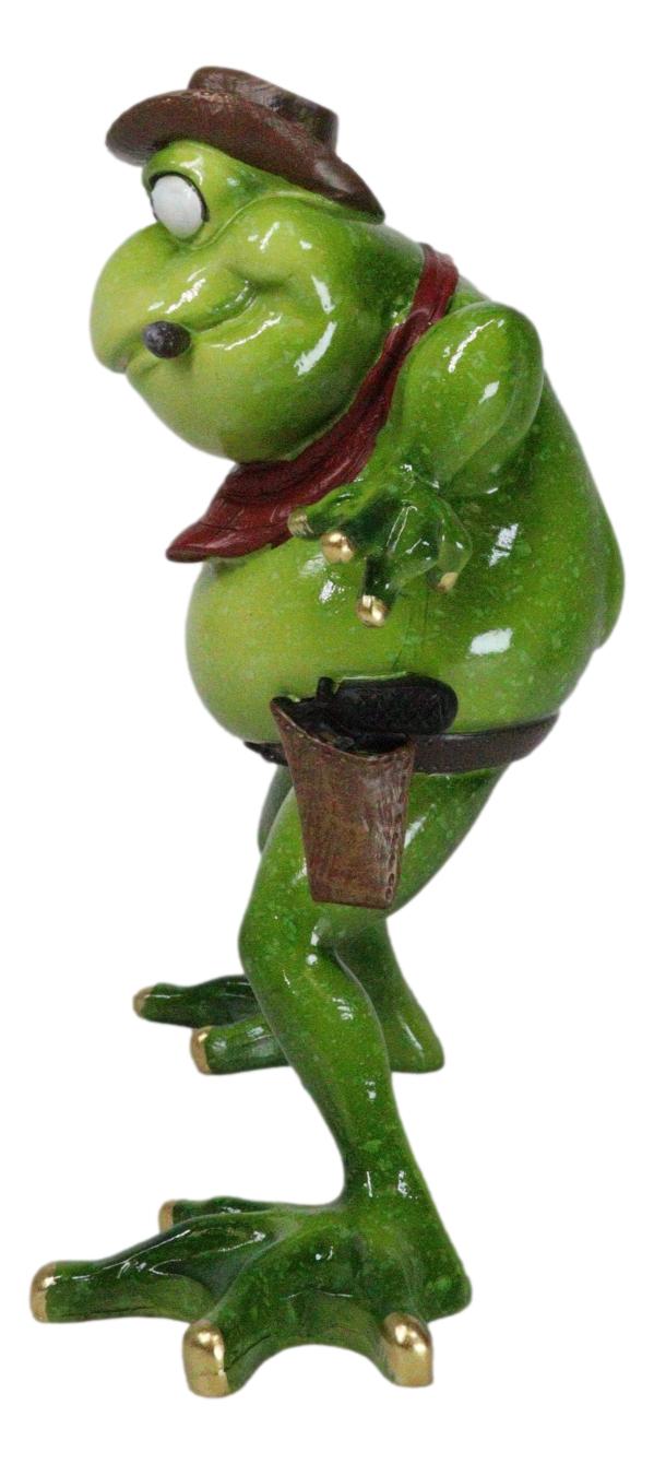 Wild West Cowboy Toad Frog In Standoff With Hat Cigar And 2 Pistols Figurine